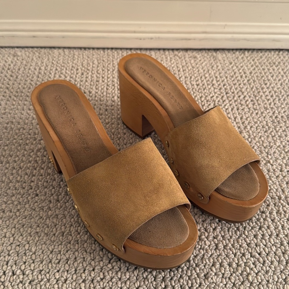 Veronica Beard Hannalee Platform Sandals in Desert Suede